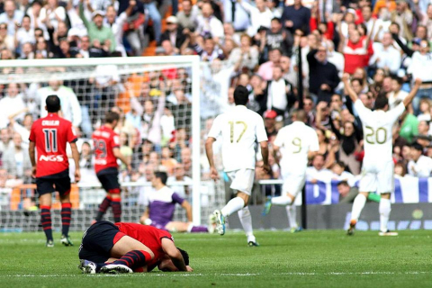 Imágen del Real Madrid-Osasuna jugado en el Santiago Bernabéu que los de Mourinho han ganado 7-1