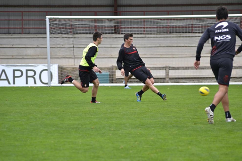 Osasuna se ha entrenado este lunes en Tajonar tras la abultada derrota en el Santiago Bernabéu ante el Real Madrid por 7-1
