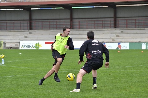 Osasuna se ha entrenado este lunes en Tajonar tras la abultada derrota en el Santiago Bernabéu ante el Real Madrid por 7-1