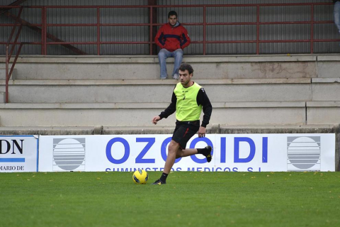 Osasuna se ha entrenado este lunes en Tajonar tras la abultada derrota en el Santiago Bernabéu ante el Real Madrid por 7-1