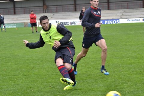 Osasuna se ha entrenado este lunes en Tajonar tras la abultada derrota en el Santiago Bernabéu ante el Real Madrid por 7-1