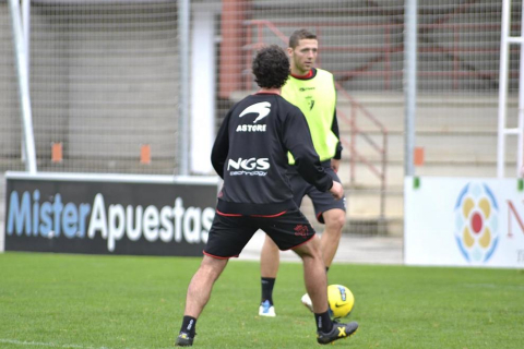 Osasuna se ha entrenado este lunes en Tajonar tras la abultada derrota en el Santiago Bernabéu ante el Real Madrid por 7-1