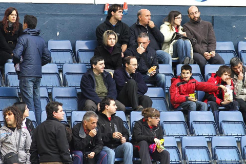 Imágenes de la afición del Reyno de Navarra en el encuentro Osasuna 0 - Rayo Vallecano 0.
