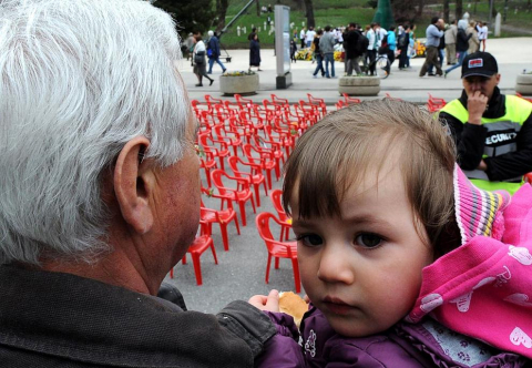 Varias imágenes del homenaje celebrado en Sarajevo por las víctimas de la guerra de Bosnia