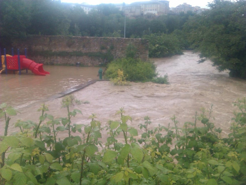 Imágenes de los lectores de riadas en Pamplona y Comarca