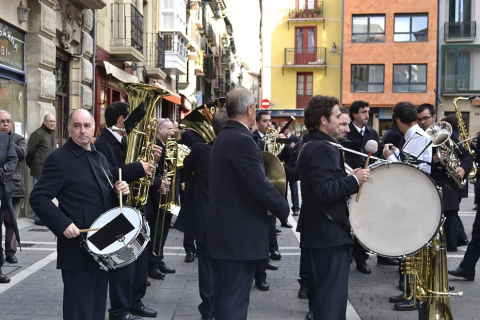El Orfeón Pamplonés y la Pamplonesa han animado el sábado con motivo de Santa Cecilia, patrona de los músicos