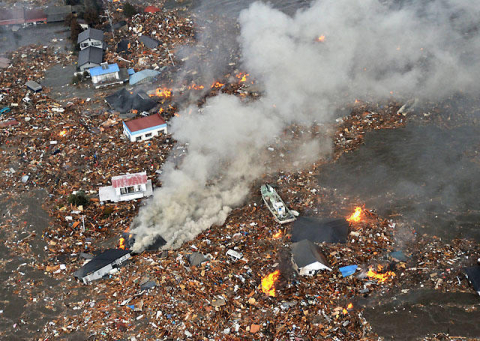 Evacuaciones y alarma social por el alto nivel de radiactividad en Fukushima