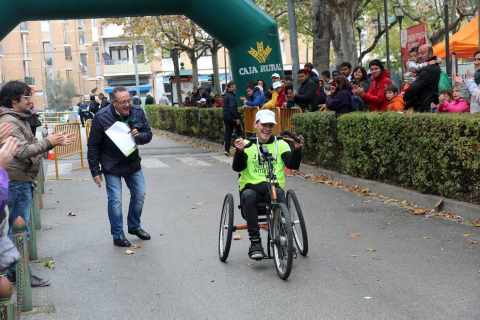 Un total de 485 atletas participaron en Tudela en la XXVIII Carrera Popular de Amimet