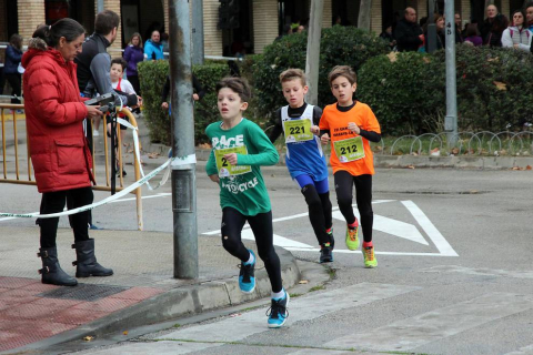 Un total de 485 atletas participaron en Tudela en la XXVIII Carrera Popular de Amimet