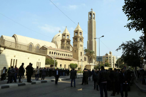Catedral ortodoxa copta de San Marcos después de una explosión dentro de la catedral de El Cairo