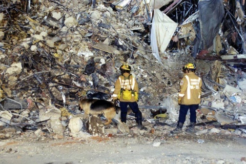 El FBI ha publicado un archivo de fotos con imágenes nunca vistas de los atentados del 11-S donde se muestra la devastación que sufrió el Pentágono