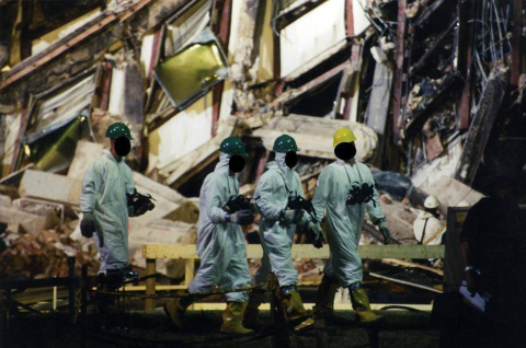 El FBI ha publicado un archivo de fotos con imágenes nunca vistas de los atentados del 11-S donde se muestra la devastación que sufrió el Pentágono