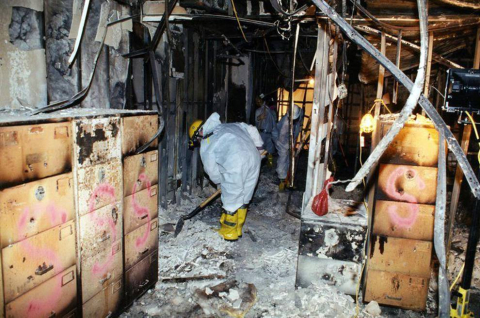 El FBI ha publicado un archivo de fotos con imágenes nunca vistas de los atentados del 11-S donde se muestra la devastación que sufrió el Pentágono