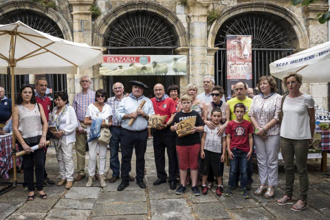 Un hotel de Pamplona paga 4.500 euros por el queso ganador del Artzai Eguna