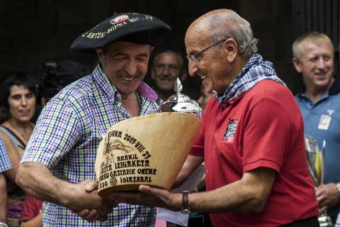 Un hotel de Pamplona paga 4.500 euros por el queso ganador del Artzai Eguna