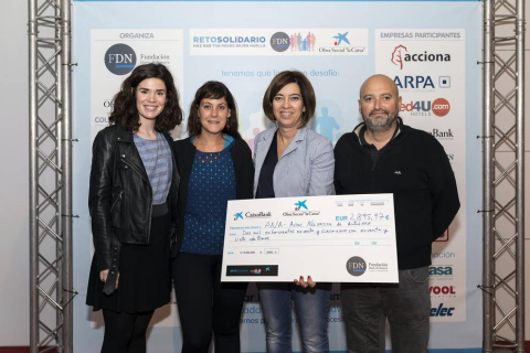 El proyecto 'Reto solidario Fundación Diario de Navarra-Obra Social “la Caixa”' puso el broche de oro el 6 de octubre para celebrar su éxito. Más de sesenta representantes de ayuntamientos, empresas y organizaciones sociales compartieron su alegría por haber superado con creces el reto planteado: sumar más de 640.647 kilómetros, uno por cada navarra y navarro. Al haberse conseguido esta cifra se activan importantes donaciones para los proyectos de 31 colectivos y organizaciones sociales.