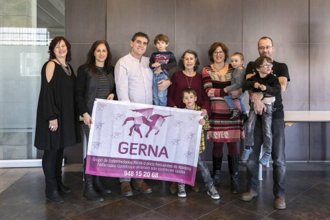 Chuchín Ibáñez ofreció su repertorio de rancheras en una jornada de apoyo a la asociación GERNA (Grupo de enfermedades raras o poco frecuentes de Navarra) que tuvo lugar en Anaitasuna. Una velada de encuentro para los afectados, familiares y asociados de GERNA en su esfuerzo por mejorar la visibilidad de este colectivo.