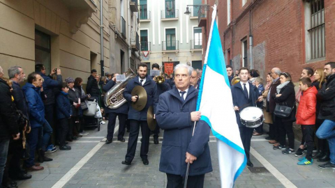 Doce pasos componen la procesión del Santo Entierro de Pamplona celebrada este Jueves Santo, en la que han participado cerca de 2.000 personas