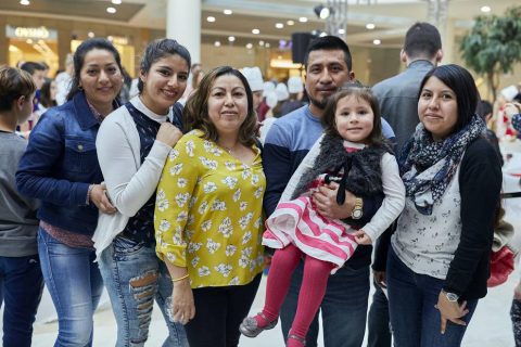 El sábado 16 de marzo, en el centro comercial La Morea, se celebró un original evento gastronómico gracias a embutidos Goikoa. De la mano Dani, de MasterChef junior, los pequeños de la casa participaron en el reto 'Bocata Power de Goikoa', en el que se propuso crear el bocadillo más sabroso y original de la jornada.