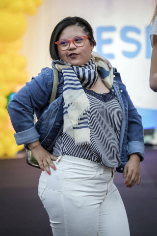 La Morea acogió el desfile de moda inclusiva que impulsa la Asociación Síndrome de Down en su octava edición. Participaron 50 modelos de todas las edades con síndrome de Down de la Agencia de Modelos DejaVú.