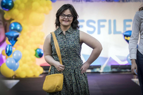 La Morea acogió el desfile de moda inclusiva que impulsa la Asociación Síndrome de Down en su octava edición. Participaron 50 modelos de todas las edades con síndrome de Down de la Agencia de Modelos DejaVú.