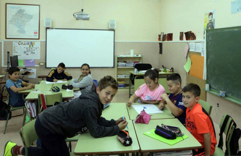 Alumnad el CP Francisco Javier Sáenz de Oiza de Cáseda durante una jornada de clase.