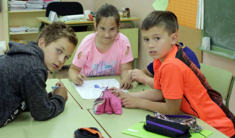 Alumnad el CP Francisco Javier Sáenz de Oiza de Cáseda durante una jornada de clase.