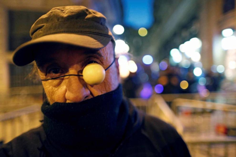Fotos de la concentración convocada por los CDR en Barcelona frente a la Jefatura de la Policía Nacional en la Vía Laietana