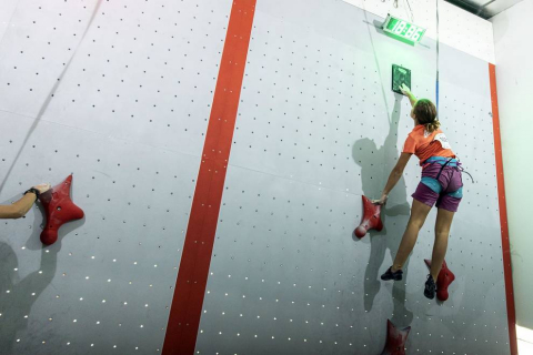 Fotos de las pruebas de velocidad en la disputa del Campeonato de España de Escalada que se celebra en Rocópolis