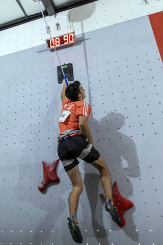 Fotos de las pruebas de velocidad en la disputa del Campeonato de España de Escalada que se celebra en Rocópolis