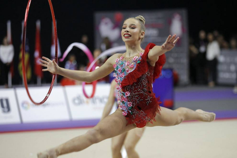 El campeonato de España de Gimnasia Rítmica congrega a 15.000 personas en Pamplona.