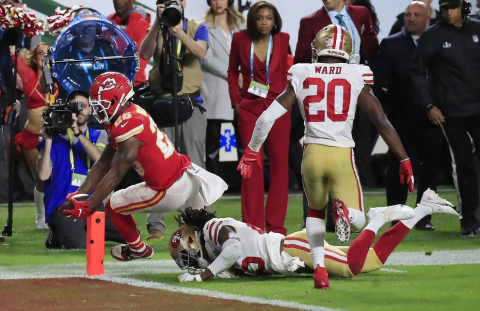 Imágenes del espectacular encuentro entre los Chiefs de Kansas City y los 49ers de San Francisco en el partido disputado en el Hard Rock Stadium de Miami.