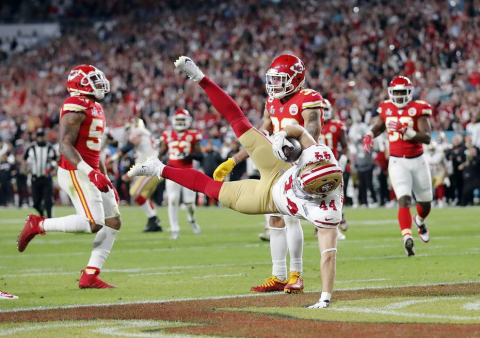 Imágenes del espectacular encuentro entre los Chiefs de Kansas City y los 49ers de San Francisco en el partido disputado en el Hard Rock Stadium de Miami.