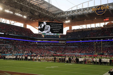 Imágenes del espectacular encuentro entre los Chiefs de Kansas City y los 49ers de San Francisco en el partido disputado en el Hard Rock Stadium de Miami.