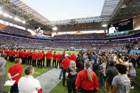 Imágenes del espectacular encuentro entre los Chiefs de Kansas City y los 49ers de San Francisco en el partido disputado en el Hard Rock Stadium de Miami.