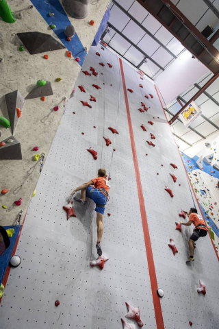 Fotos de las pruebas de velocidad en la disputa del Campeonato de España de Escalada que se celebra en Rocópolis