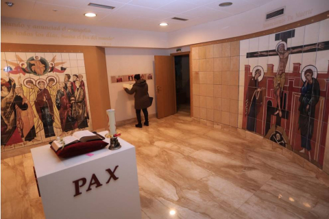 Al menos seis iglesias de Pamplona y la catedral han habilitado espacios para depositar cenizas de difuntos