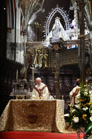 Galería de fotos de la celebración del Corpus Christi, este año sin procesiones en las calles