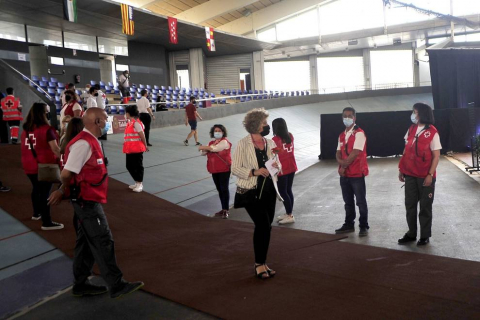 Las autoridades y familiares rindieron un sentido homenaje a los vecinos fallecidos desde el inicio de la pandemia.