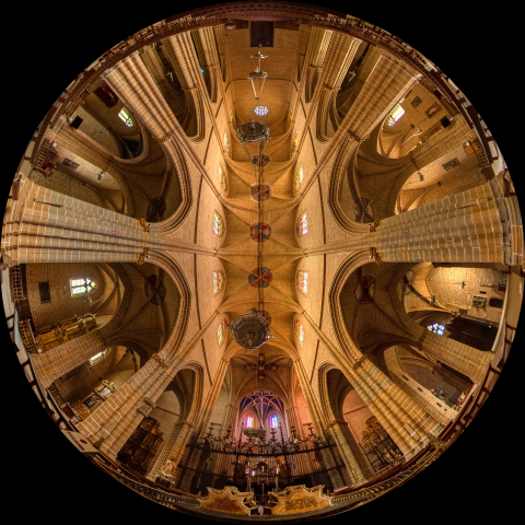 Fotogramas de la película 'El universo de Alfonso X El Sabio' , producida por el Planetario de Pamplona y el Musoe de Ciencias de Castilla la Mancha