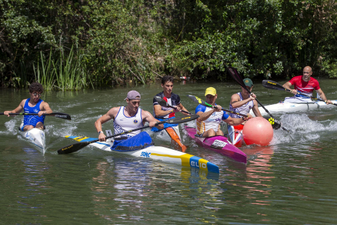 Participantes en el 51º Trofeo de Piragüismo Club Natación Pamplona
