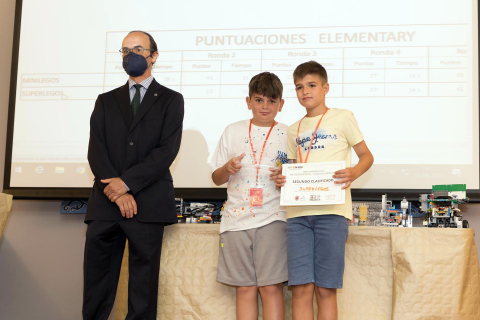 Fase regional de la Olimpiada robótica celebrada en la UPNA de Tudela