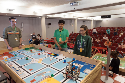 Fase regional de la Olimpiada robótica celebrada en la UPNA de Tudela