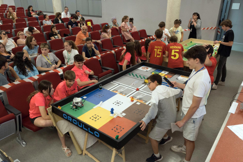 Fase regional de la Olimpiada robótica celebrada en la UPNA de Tudela
