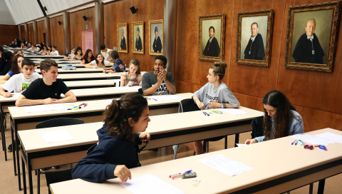 Fotos del comienzo de las pruebas de la Evaluación de Acceso a la Universidad (EvAU) en la UPNA.