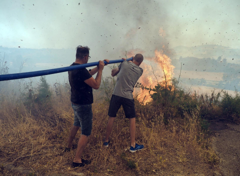 Fotos del incendio producido entre Obanos y Legarda.