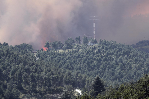 Fotos del incendio producido entre Obanos y Legarda.