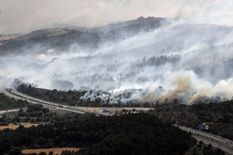 Fotos del incendio producido entre Obanos y Legarda.