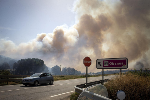 Fotos del incendio producido entre Obanos y Legarda.