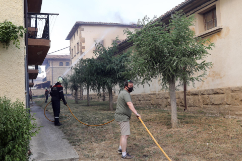 Fotos del incendio producido entre Obanos y Legarda.